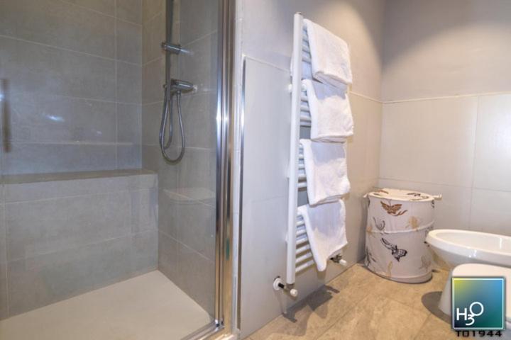 H3O Lago Di Garda デセンツァーノ・デル・ガルダ 部屋 写真